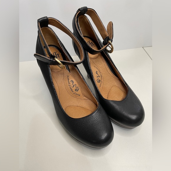 Sofft brand “Manhattan” in black leather size 7.5 women’s NWOB - Picture 3 of 12